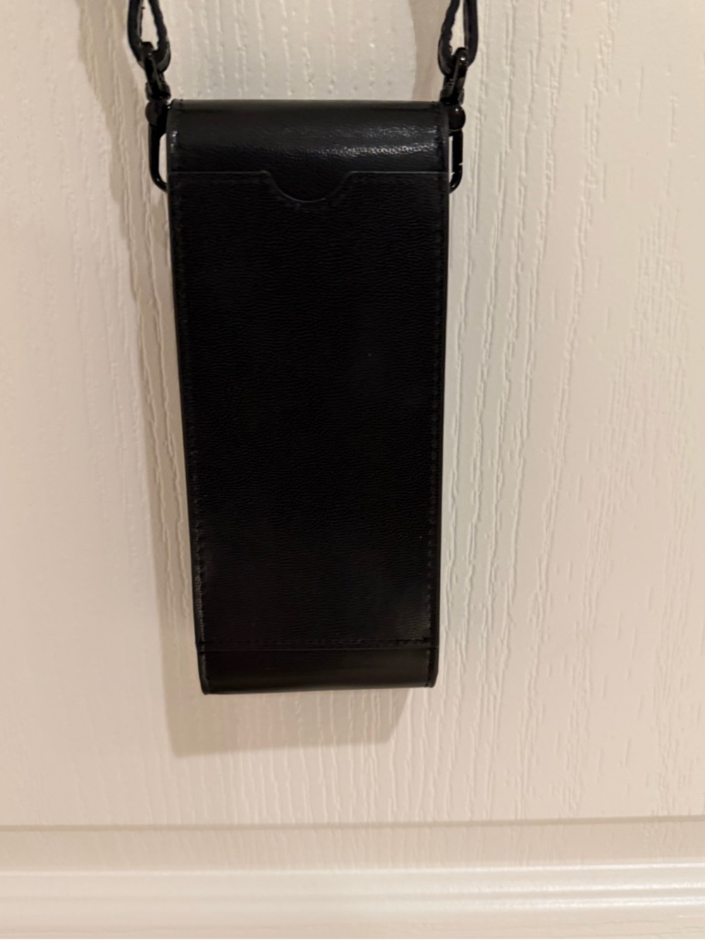 Valentino Garavani Black Leather Eyeglass Pouch - Picture 7 of 7